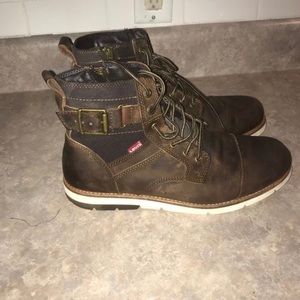 Levi Boots